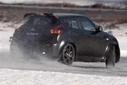 Nissan Juke-R na lodzie