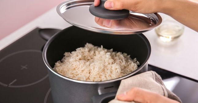 Gotowanie ryżu - Pyszności; Foto: Canva.com