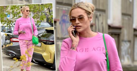 Karolina Gilon przyłapana w Warszawie. Jej radosny total look to zasługa marki Rage Age