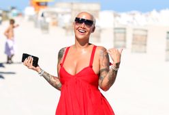 Amber Rose w czerwieni. Pokazała dekolt