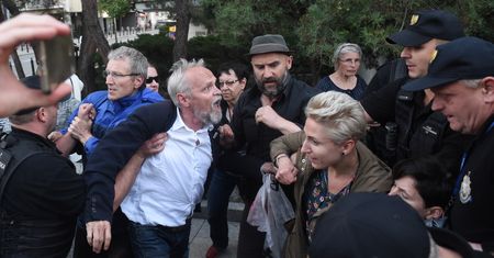 "Skandaliczna" interwencja pod Sejmem. Jeden ze strażników był pijany