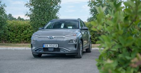 Pierwszy elektryczny SUV w klasie kompaktowej. Hyundai Kona Electric zaskakuje zasięgiem