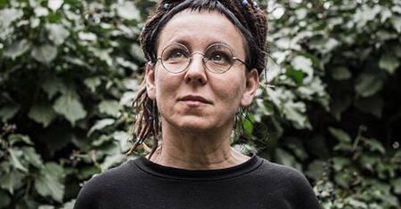 Syn Olgi Tokarczuk zachwycił na gali noblowskiej. Ale z niego przystojniak!