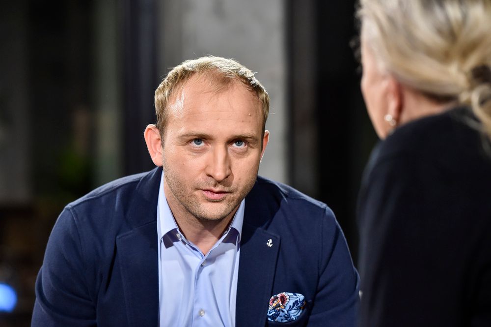 Borys Szyc o swojej samotnej matce i dorastaniu bez ojca. "Dziecko przestaje być sobą"