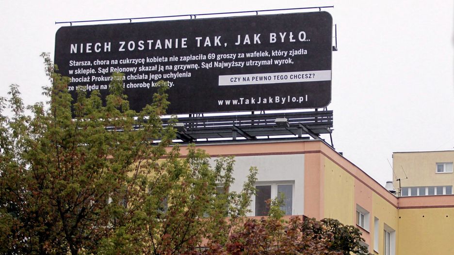 Kampania "Sprawiedliwe sądy" kosztowała już ponad sześć milionów
