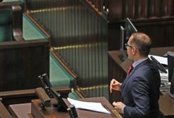 Marcin Makowski: Autoparodia opozycji