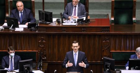 Tarcza antykryzysowa. Pracodawca będzie mógł wysłać na przymusowe wakacje