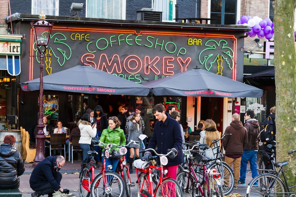 Z Amsterdamu znika coraz więcej popularnych coffee shopów