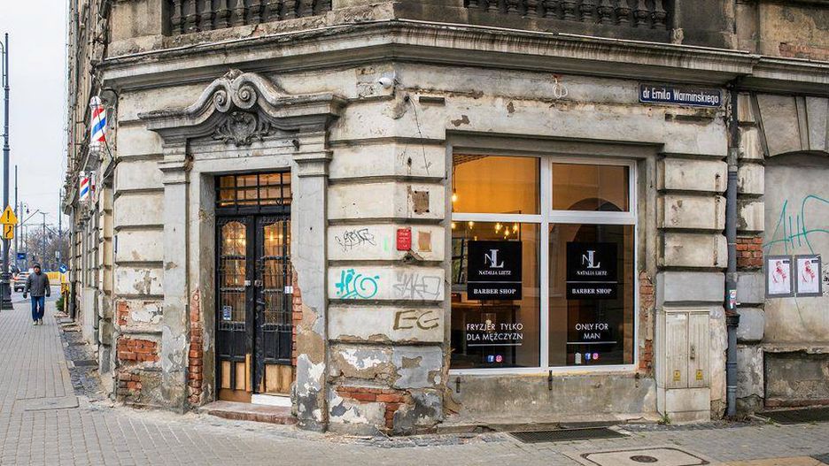 Barber shop Natalii Lietz położony jest w centrum Bydgoszczy