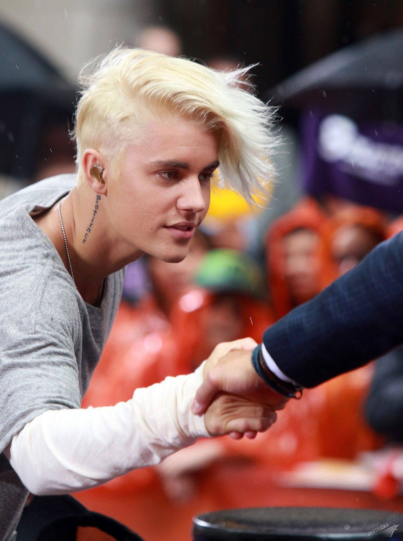 Jaki kolor blondu ma Justin Bieber? To platynowy odcień