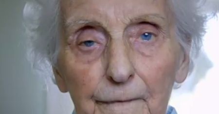 103-latka opiekowała się chorym synem. "Nie możesz sobie wybrać życia, prawda?"