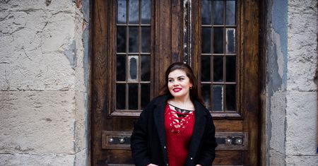 Płaszcze plus size. Sprawdzone fasony, porady i atrakcyjne oferty