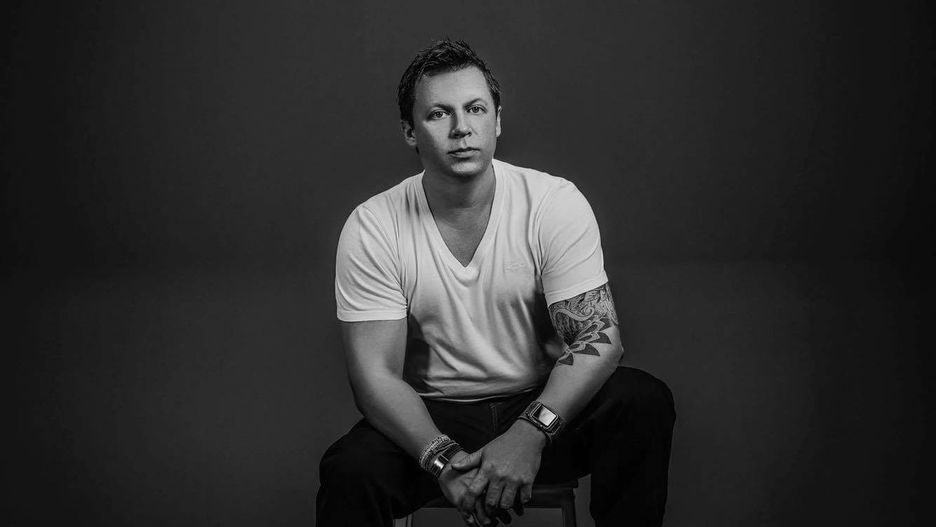 DJ Adam Sky nie żyje. Artysta zmarł ratując swoją przyjaciółkę