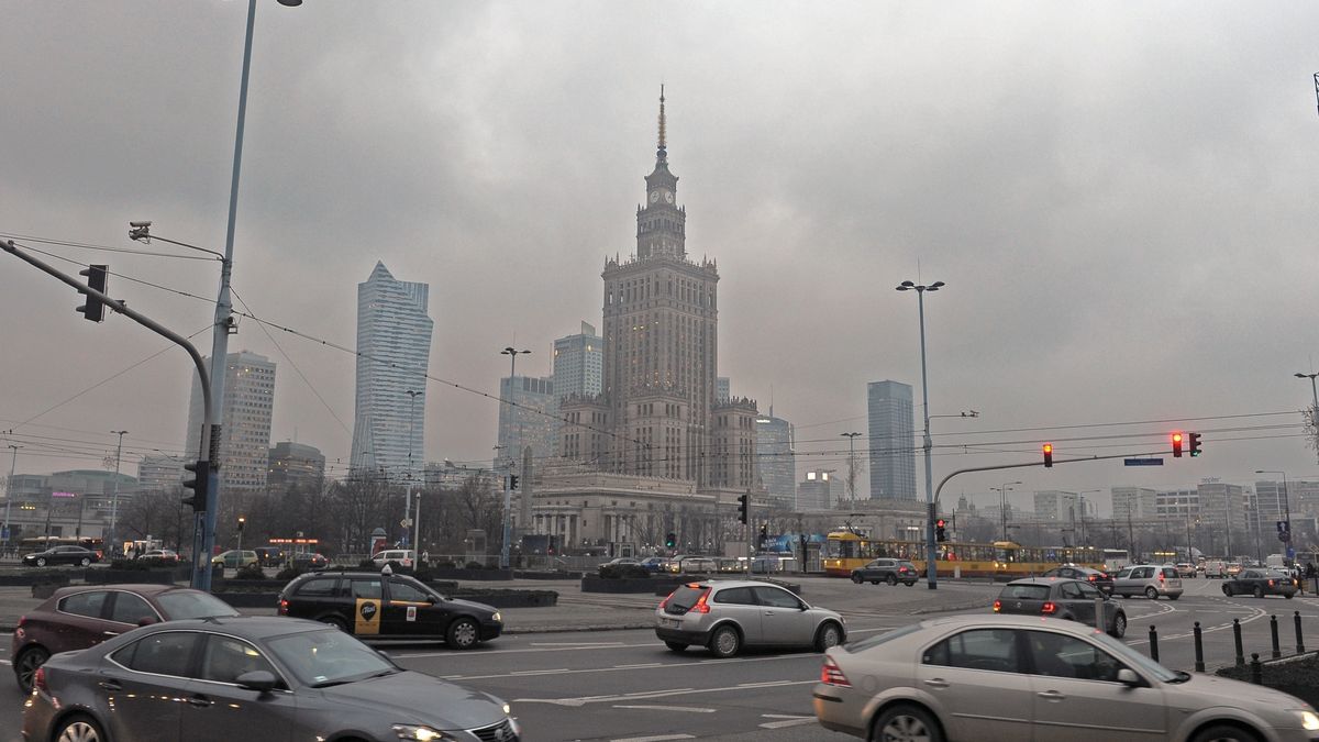 Smog w Warszawie.