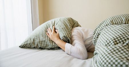 Nie tylko ranne ptaszki i nocne marki. Jest więcej określeń na styl życia związany ze snem i aktywnością