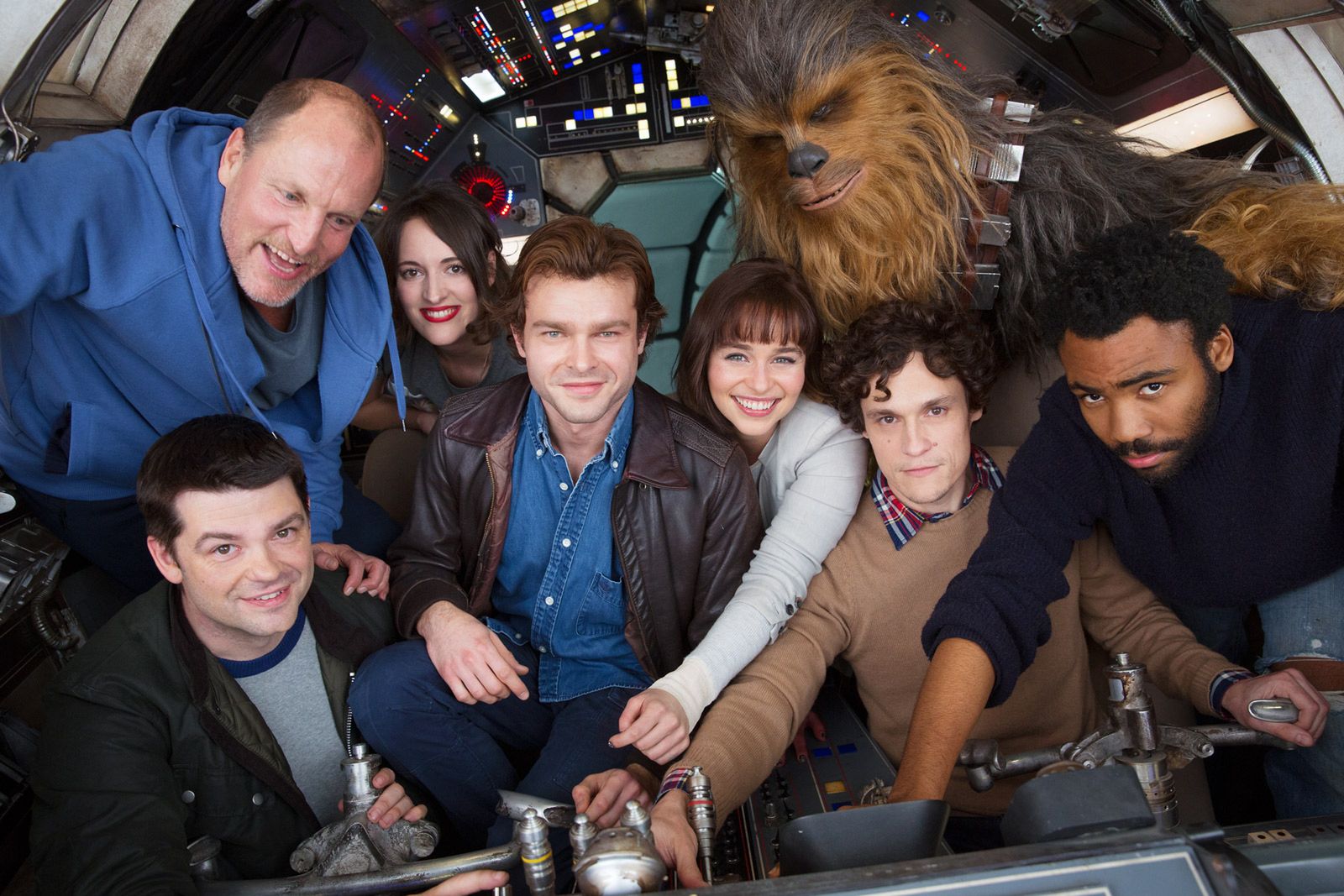 Ekipa "Solo: A Star Wars Story" na pierwszym oficjalnym zdjęciu