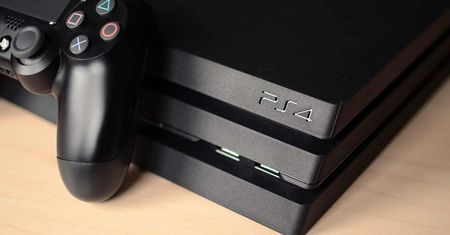 Nowa wersja PlayStation 4. Zmiany są minimalne