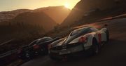 Driveclub odjeżdża w stronę zachodzącego słońca