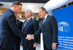 Zaskakująca zamiana miejsc. Andrzej Duda i Donald Tusk w sondażu