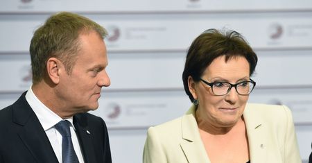 "Wiadomości" uderzają w Tuska i Kopacz. Oto ich najnowszy sondaż