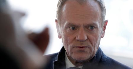 Donald Tusk szczerze o ojcu. "Bił mnie częściej i mocniej"