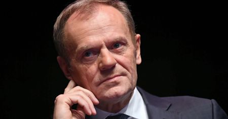 Ustawa o sądach procedowana do rana w Sejmie. Donald Tusk o prezesie PiS: on obsesyjnie cierpi
