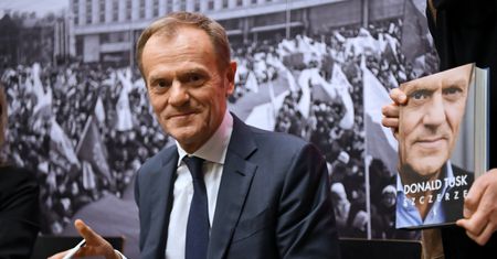Gdańsk. Donald Tusk miał wystąpić na proteście. Zatrzymał go tłum w ECS