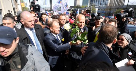 Gowin: Tusk rozpoczął kampanię prezydencką