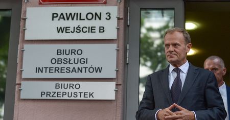 Nie robienie kampanii, a minimalizowanie obrażeń. Ten przyjazd Donalda Tuska był inny niż poprzedni