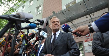 "Niespotykany zbiór inwektyw". Twitter zaskakuje po przesłuchaniu Donalda Tuska