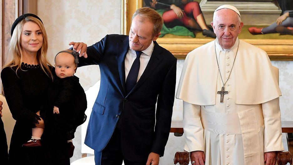 Donald Tusk z córką Katarzyną i wnuczką na spotkaniu z papieżem Franciszkiem