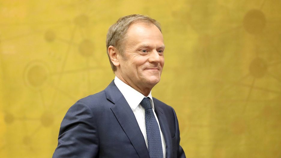 Szef Rady Europejskiej może być zadowolony z ostatniego sondażu zaufania, w którym jest liderem. Sondaże prezydenckie także wskazują na wysokie poparcie dla Tuska.