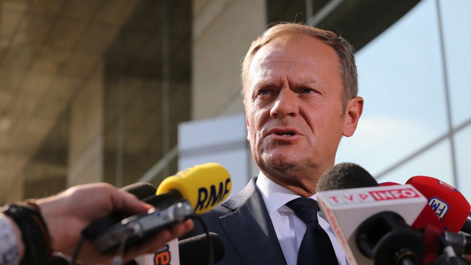 Donald Tusk odniósł się do okładki "Sieci" z nim w roli głównej