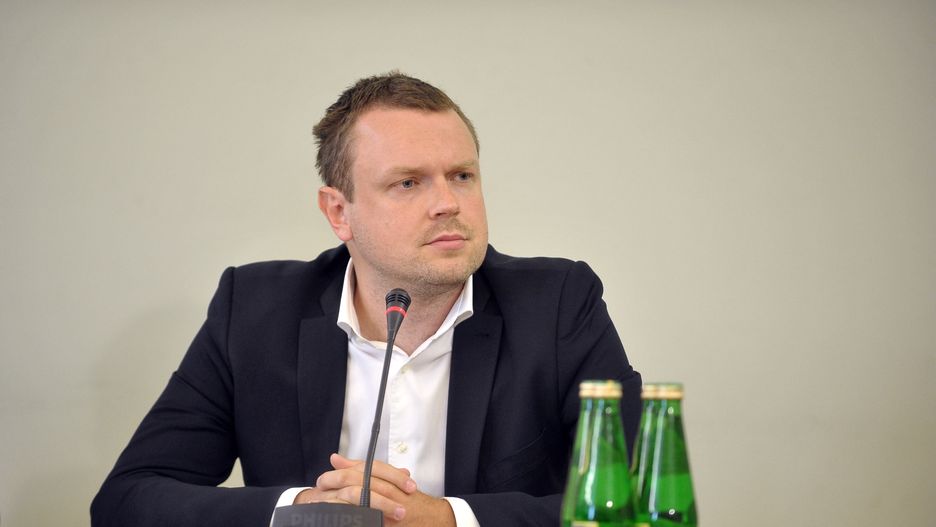 Michała Tuska nie było w domu, gdy sprawca rzucił kamieniem