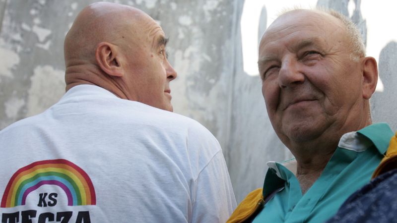 Stanisław Tym, w "Misiu" - Jerzy Ochódzki i odtwórca roli Jarząbka Jerzy Turek. Zdjęcie archiwalne z 2006 r., z planu filmu :Ryś"
