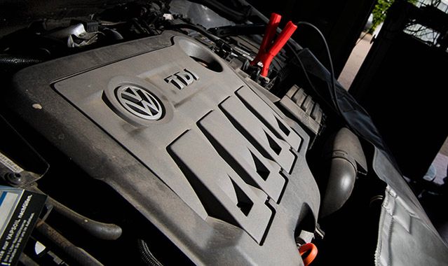 Włosi twierdzą, że naprawione diesle Volkswagena dalej nie spełniają norm
