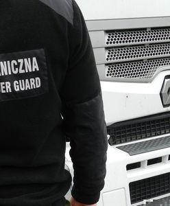 Nielegalni imigranci wdarli się do polskiej ciężarówki. Trzech mężczyzn zatrzymano