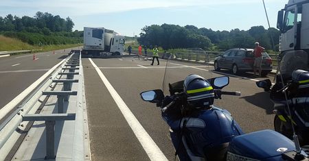 Wypadek na drodze do Limoges. Nasz czytelnik był na miejscu