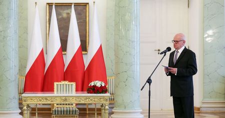 Prezydent Duda odebrał ślubowanie od sędziego TK. Tego też wybrało PiS