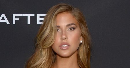 Kara Del Toro: Co za dekolt!