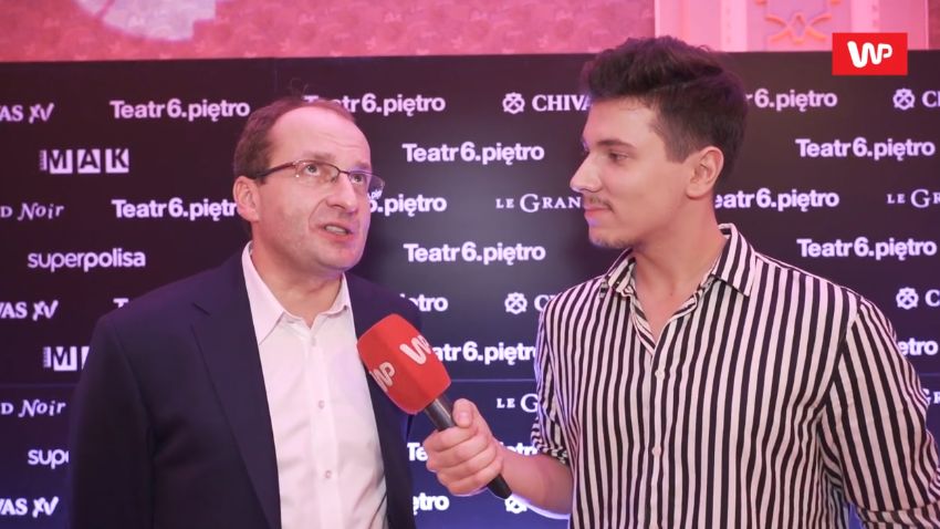 Twórcy kultowego serialu wystawili Ucho prezesa" jako spektakl