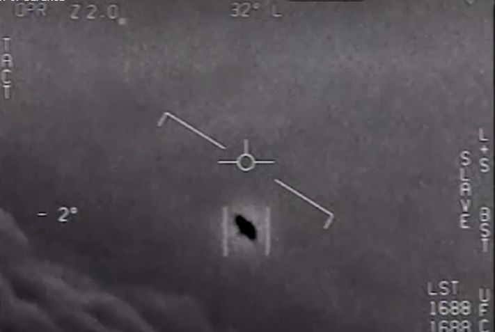 Pentagon publikuje filmy z UFO. Tajny program wyszedł na jaw