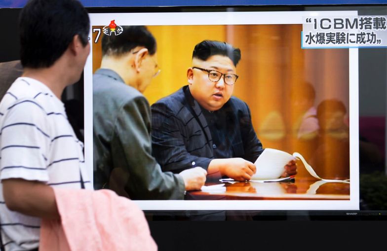Kim Dzong Un rzucony na kolana. "To akt wojny"