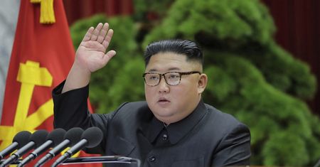 Korea Północna. 50 tysięcy mieszkańców wyruszyło w górską wyprawę