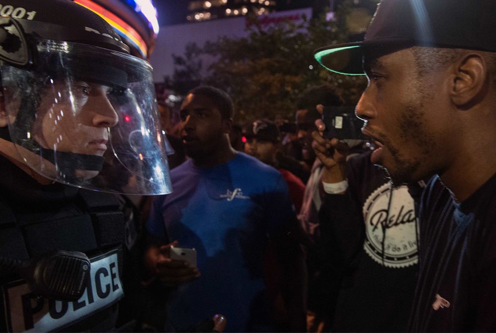 Stan wyjątkowy w USA. Ludzie wyszli na ulice