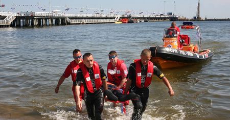 Bezpieczny Bałtyk. Była świadkiem tragedii w Brzeźnie, sama tonęła. Teraz przestrzega innych