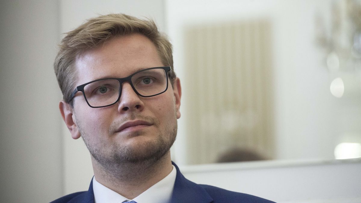 Po rekonstrukcji rząd funkcję pełnomocnika do spraw humanitarnych przejął Michał Woś.