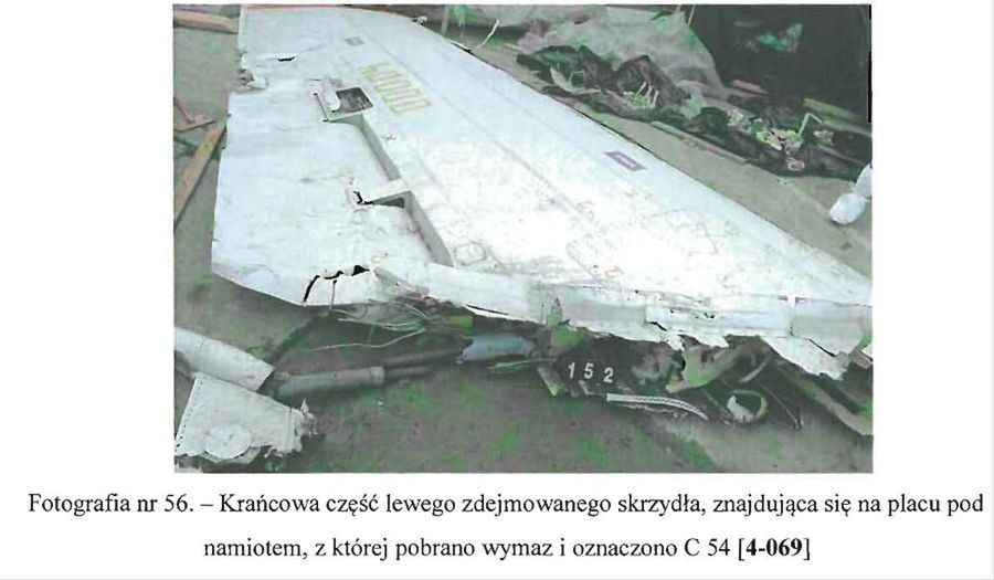 Nikt nie zbadał skrzydła? A to co? 