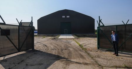 Polscy prokuratorzy znów w Smoleńsku. Kolejne badania wraku Tu-154M