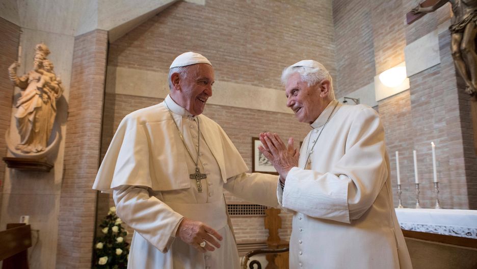 Papież-emeryt Benedykt XVI apeluje do papieża Franciszka. Czy Franciszek go posłucha?